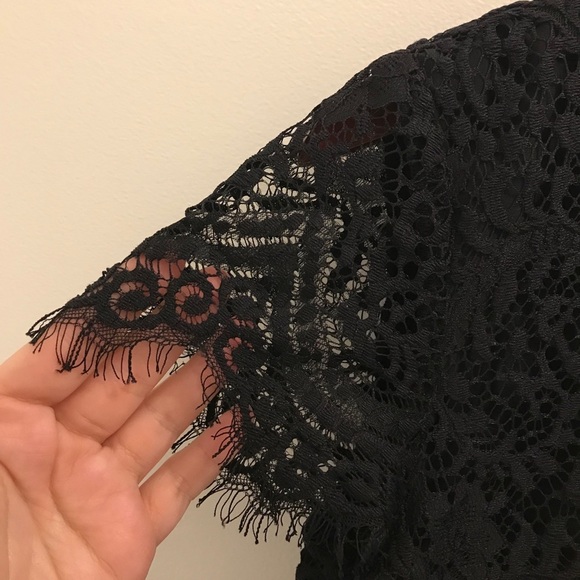 Nicole Miller Artelier Lace & Fringe Silk Top - Picture 5 of 9